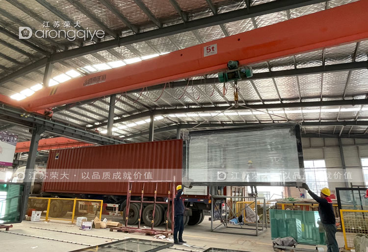 �s�󹫽���܇ͤ�S�ҳ����(xi��ng)Ŀ��Dһ